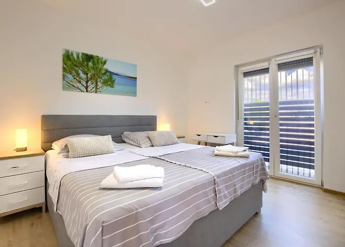 Sunrise Für 6 Personen In Pula-stinjan *