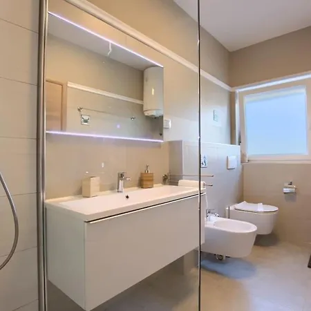 Sunrise Fuer 6 Personen In Pula-stinjan Apartamento